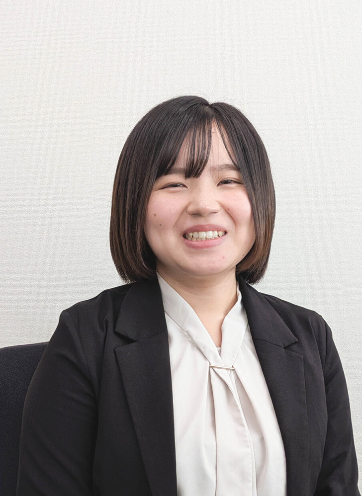 有井 明梨